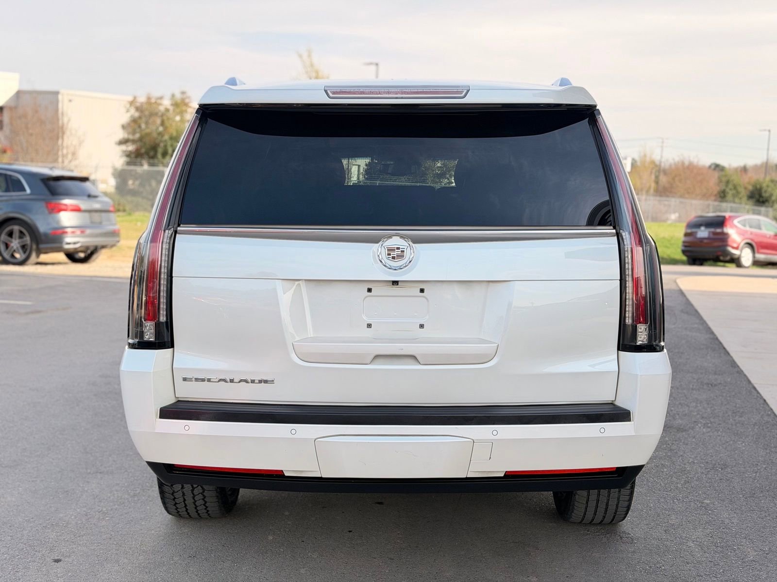 Used 2015 Cadillac Escalade ESV Premium AWD/4WD image 10