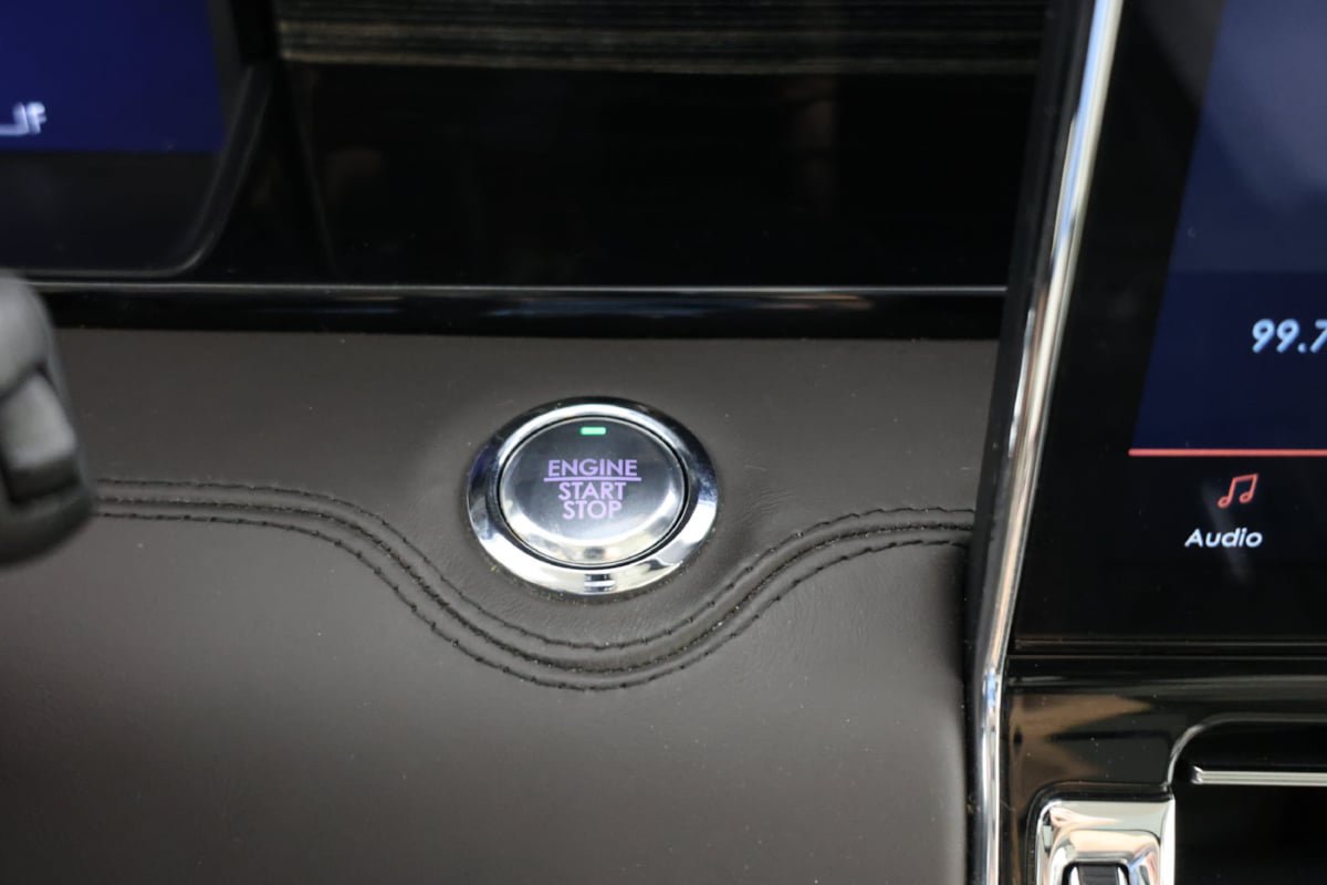 Used 2024 Lincoln Navigator Black Label AWD/4WD image 20