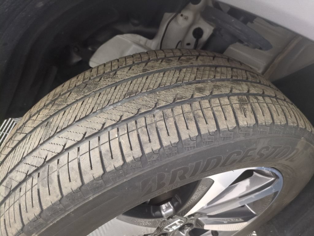 Certified 2023 Honda Pilot Elite image 32