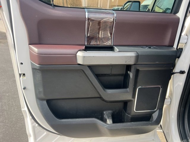 Used 2016 Ford F150 Platinum w/ Equipment Group 701A Luxury image 14