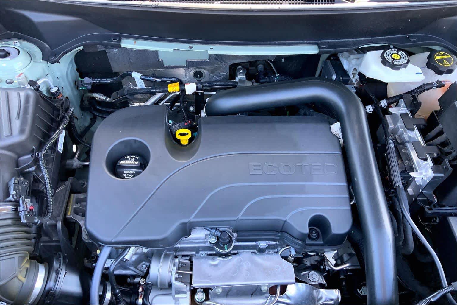 Used 2025 Chevrolet Equinox ACTIV w/ Safety and Technology Package FWD image 31