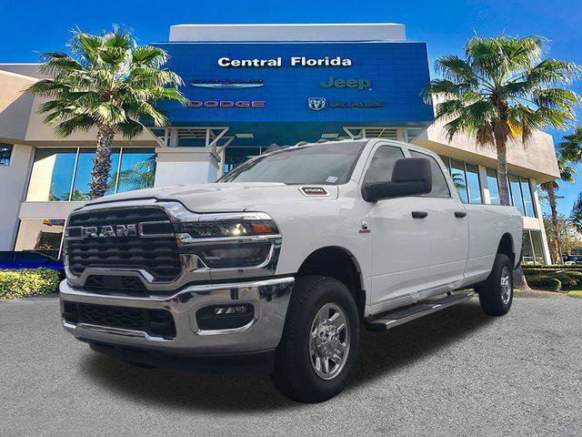 Certified 2025 RAM 2500 Tradesman w/ Chrome Appearance Group AWD/4WD image 9