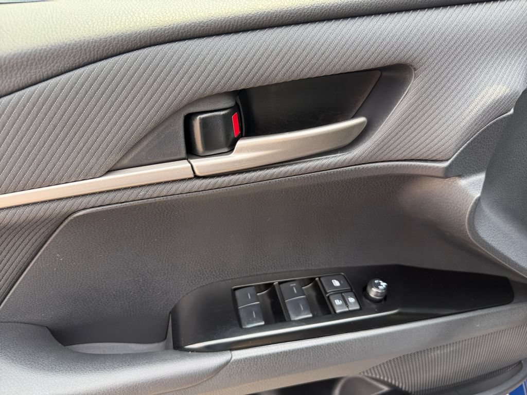 Used 2026 Toyota Camry SE w/ Convenience Package FWD image 23