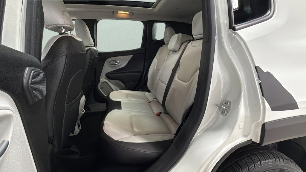 Used 2021 Jeep Renegade Limited w/ Sun & Sound Group image 34