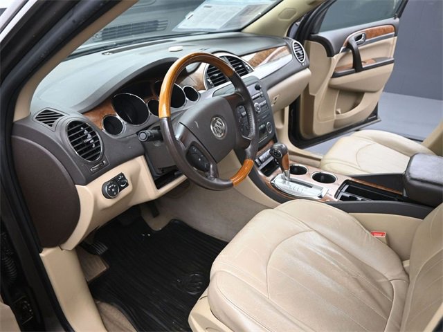 Used 2011 Buick Enclave CXL image 9