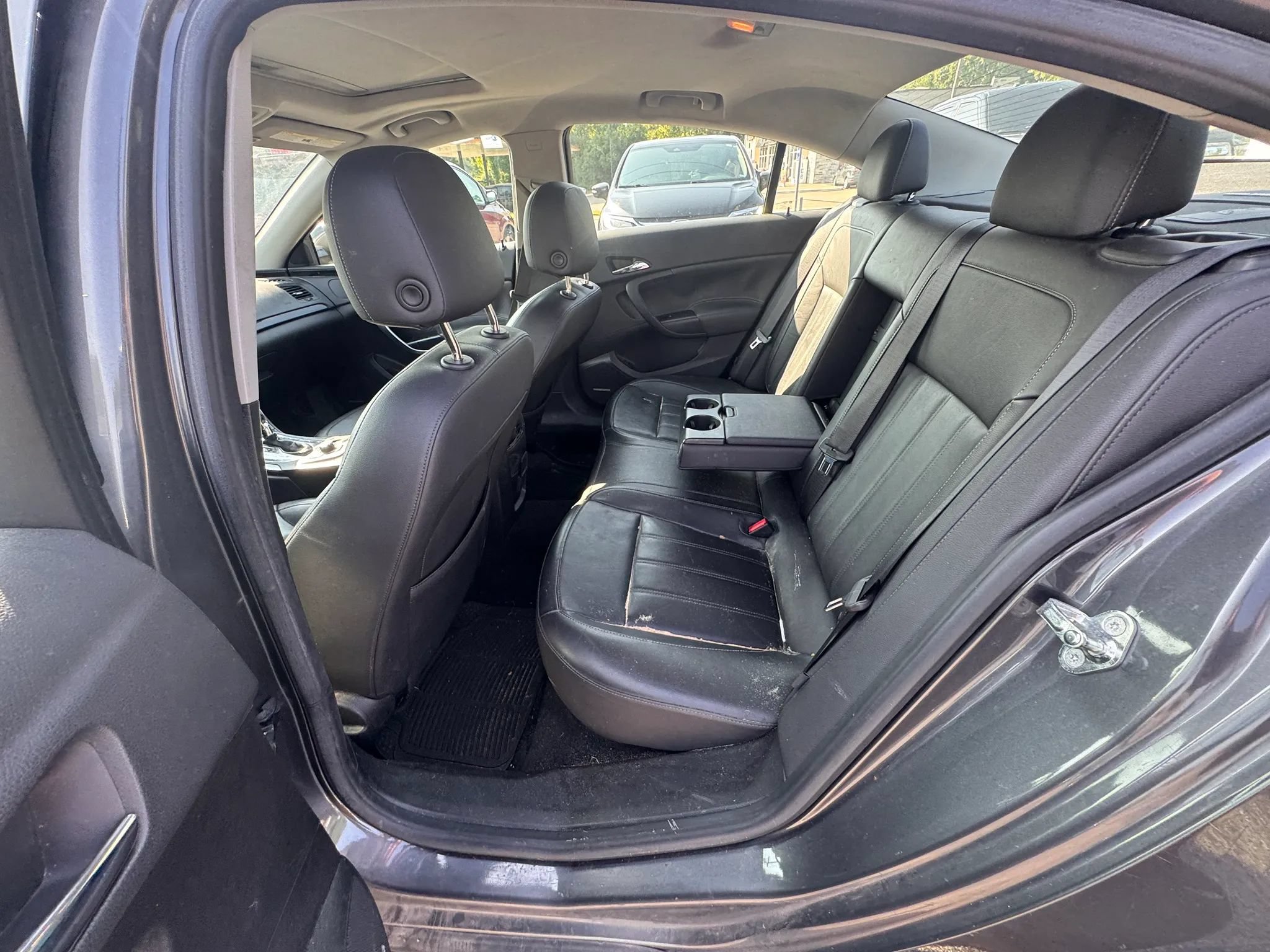 Used 2011 Buick Regal CXL w/ RL6 Preferred Equipment Group FWD image 10