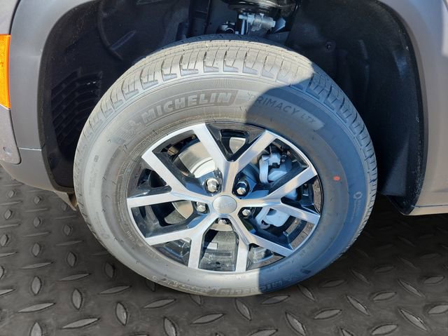 New 2025 Jeep Grand Cherokee Limited w/ Luxury Tech Group II image 23