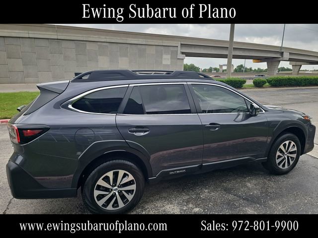 Used 2025 Subaru Outback Premium AWD/4WD image 5