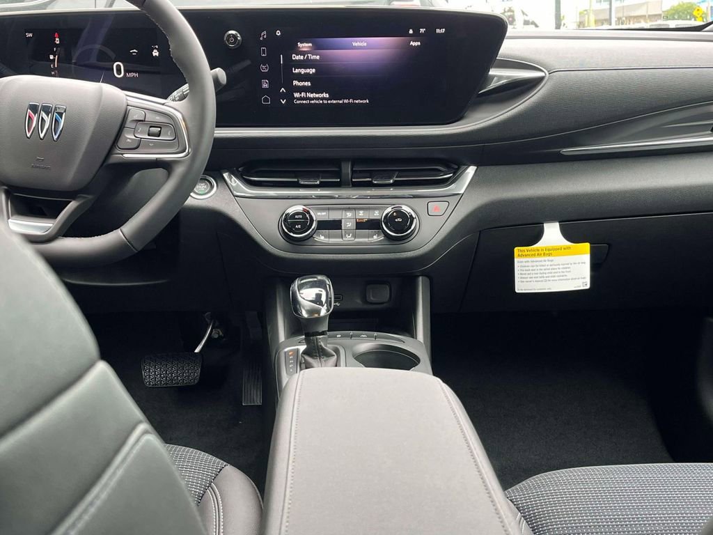 New 2026 Buick Envista Preferred FWD image 13