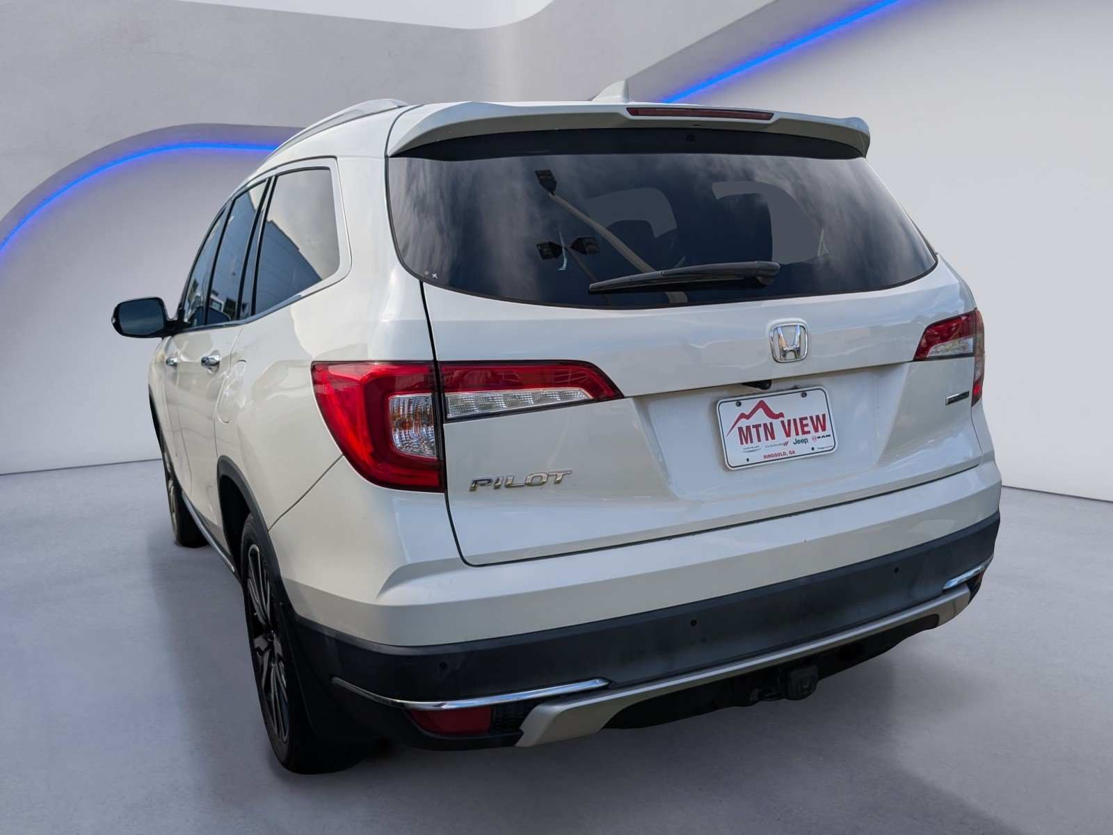 Used 2019 Honda Pilot Touring image 6