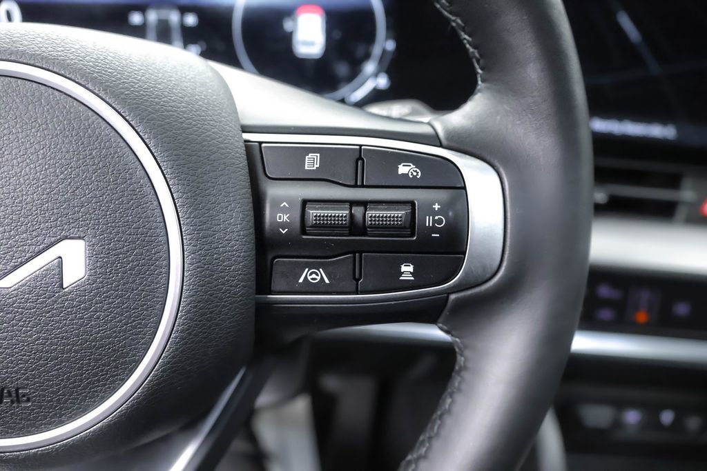 Used 2023 Kia Sportage SX image 25
