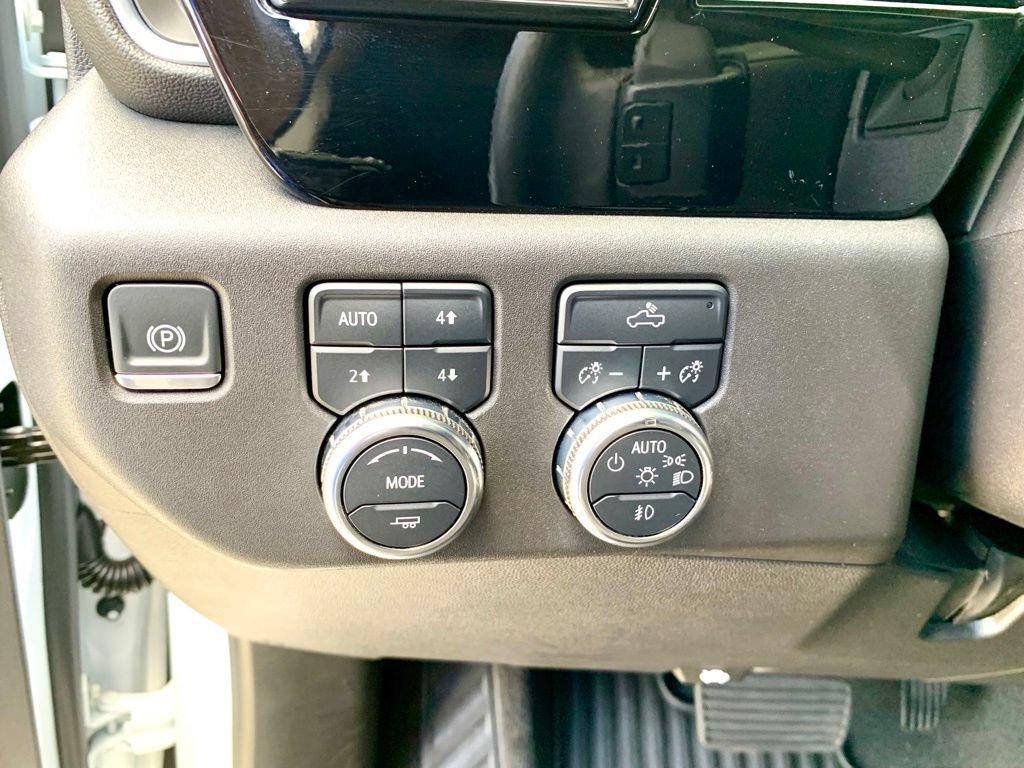 Used 2024 GMC Sierra 1500 Elevation w/ X31 Off-Road Package AWD/4WD image 30