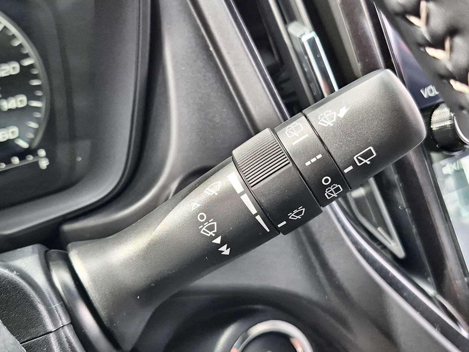 New 2026 Subaru Forester Touring AWD/4WD image 25