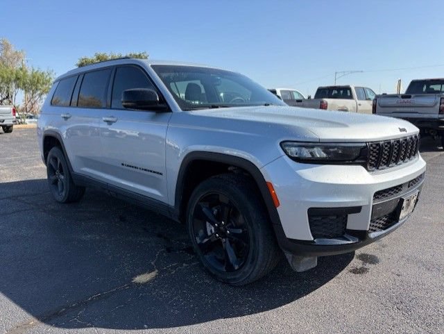 Used 2024 Jeep Grand Cherokee L Altitude AWD/4WD image 7