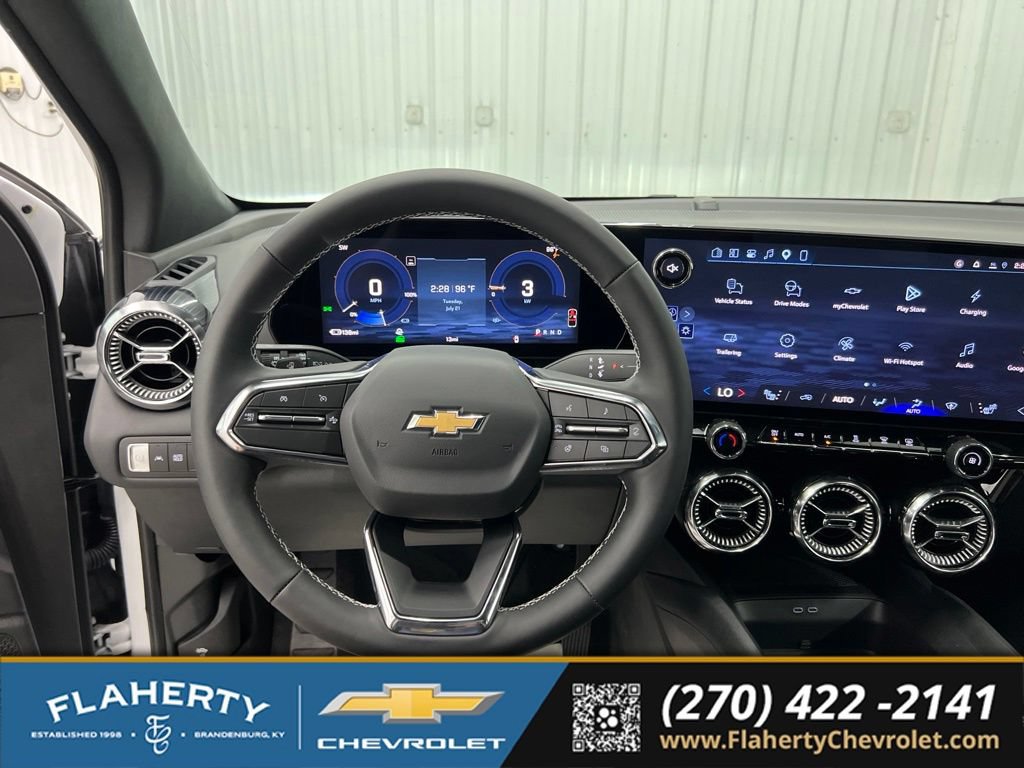 Used 2026 Chevrolet Blazer EV LT FWD image 27