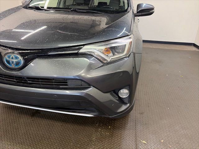 Used 2016 Toyota RAV4 Limited image 4