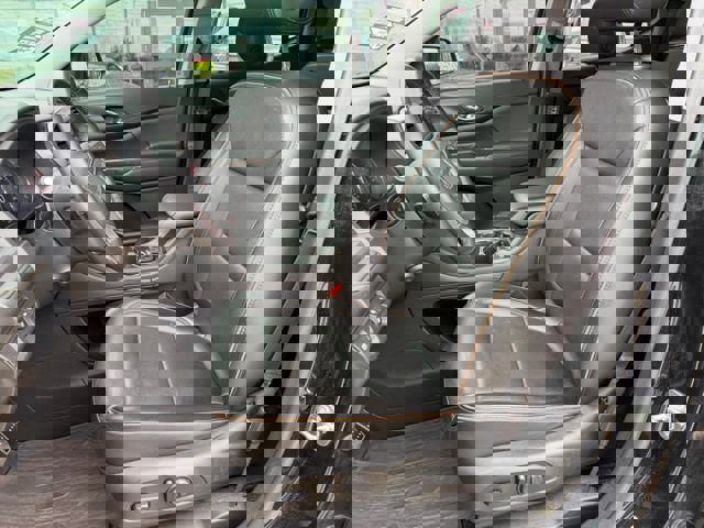 Used 2023 GMC Acadia AT4 w/ Technology Package image 7