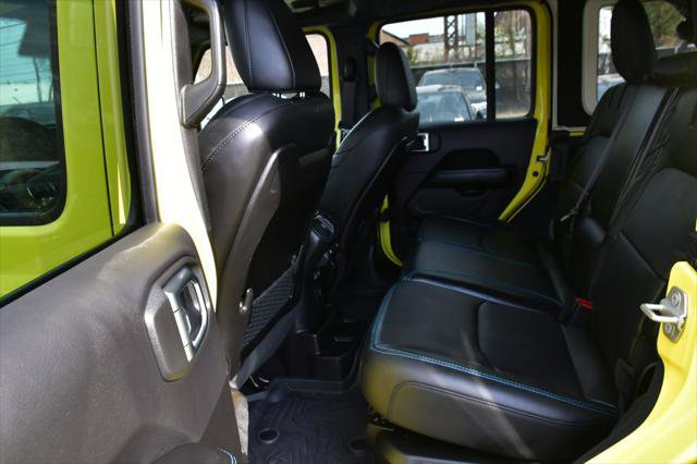Used 2024 Jeep Wrangler Unlimited Rubicon 4xe AWD/4WD image 12