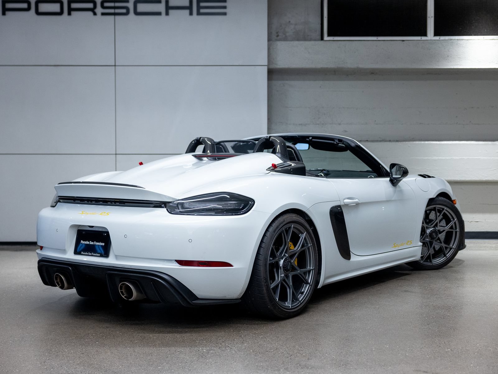 Certified 2025 Porsche 718 Boxster Spyder RS RWD image 8