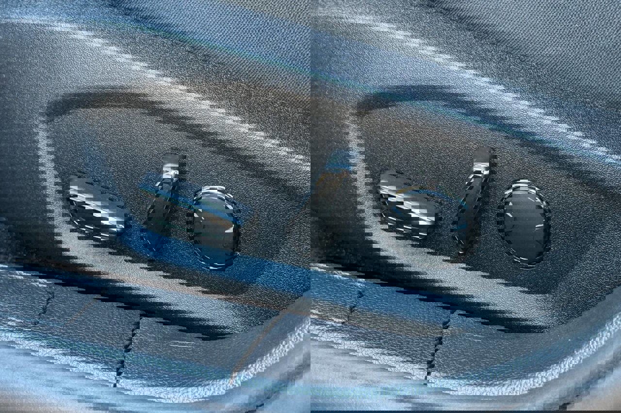 Used 2020 Ford Fusion SE image 18