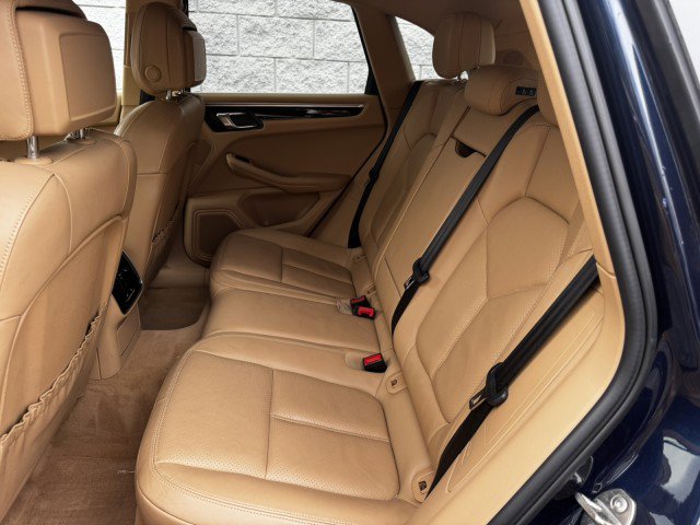 Used 2016 Porsche Macan S AWD/4WD image 8