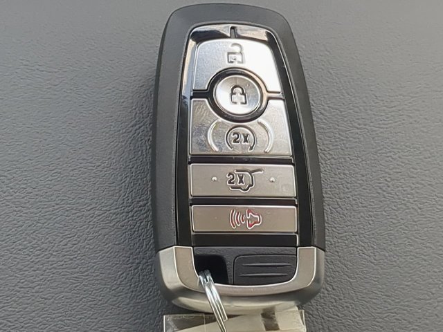 New 2026 Ford Explorer Active w/ Active Comfort Package RWD image 31