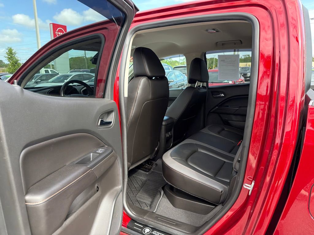 Used 2022 GMC Canyon AT4 w/ Driver Alert Package image 17