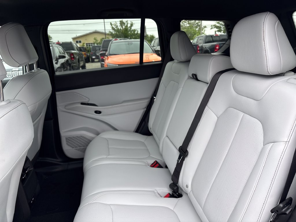 New 2026 Jeep Cherokee Limited AWD/4WD image 25