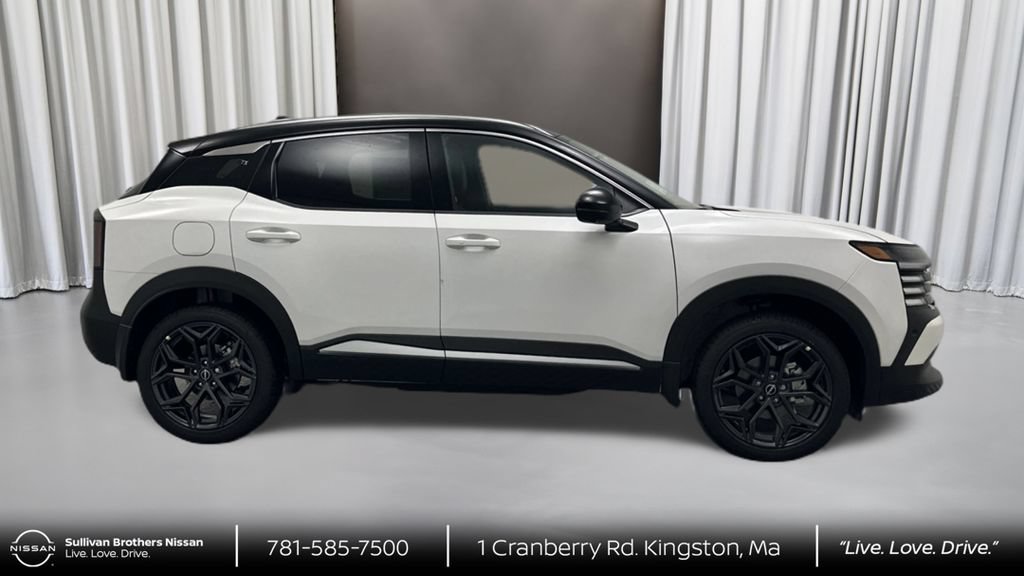 New 2026 Nissan Kicks SR w/ SR Premium Package AWD/4WD image 4