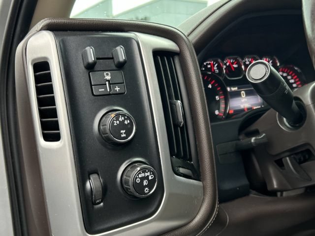 Used 2016 GMC Sierra 2500 SLT w/ Driver Alert Package AWD/4WD image 36
