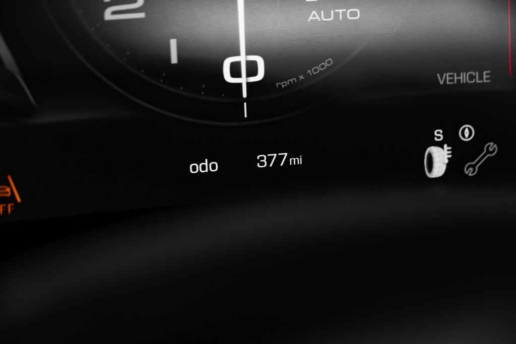 Used 2025 Ferrari 12Cilindri RWD image 39