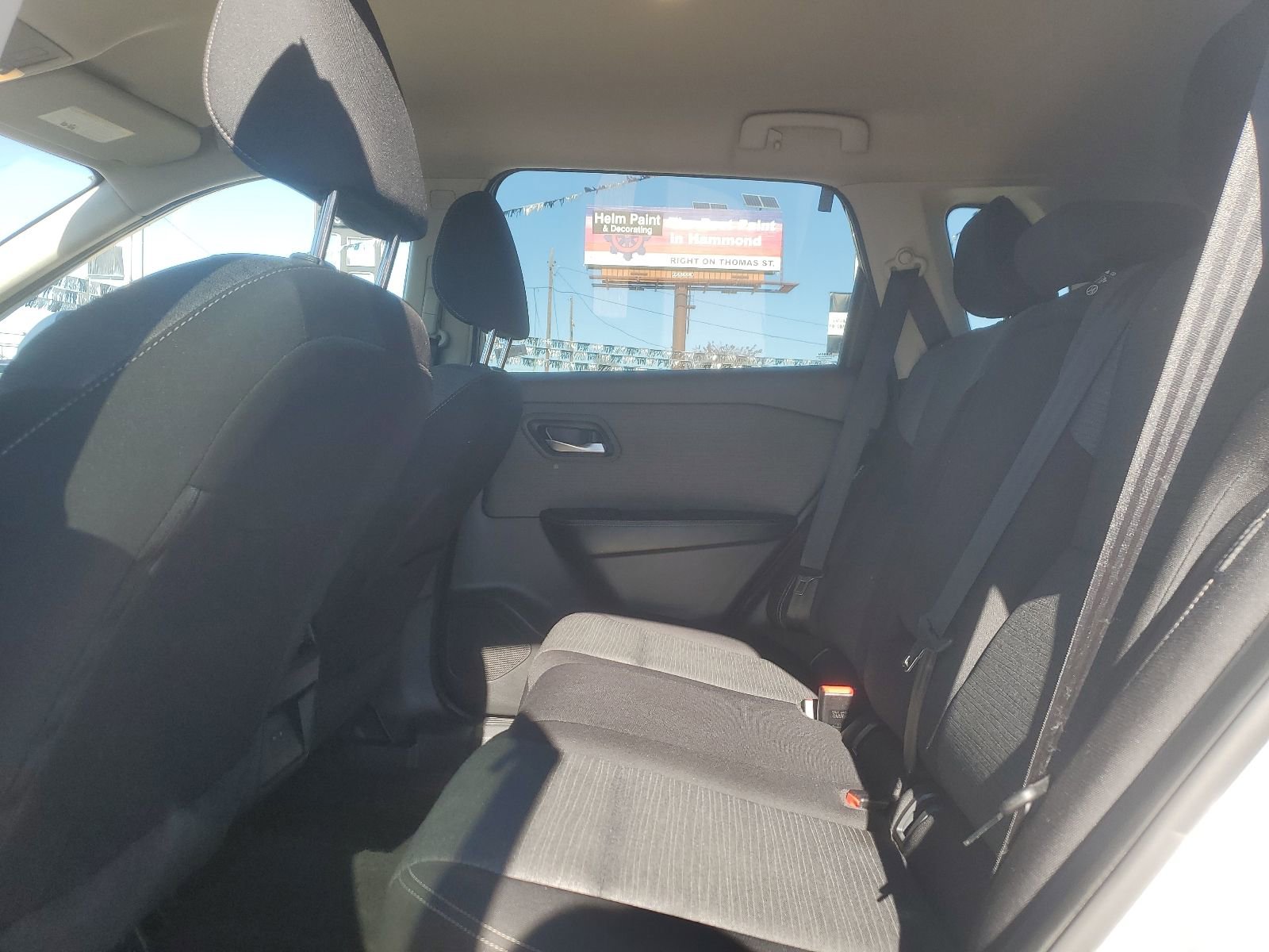 Used 2023 Nissan Rogue SV image 10