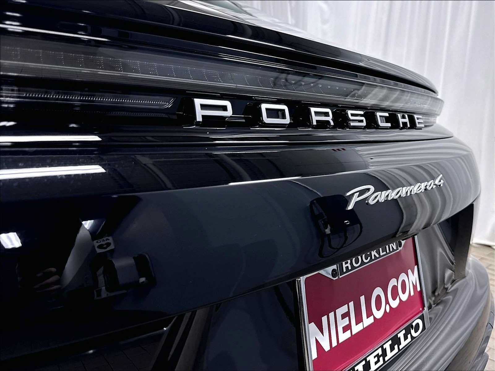 New 2026 Porsche Panamera 4 AWD/4WD image 32