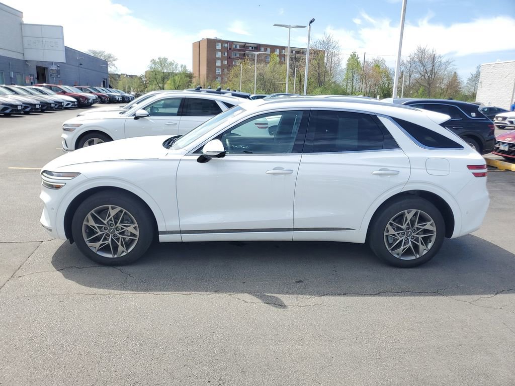Used 2023 Genesis GV70 2.5T w/ Advanced Package AWD/4WD image 4