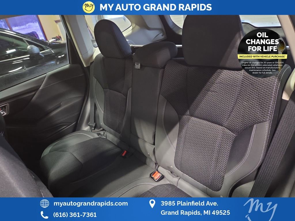 Used 2023 Subaru Forester Premium image 30