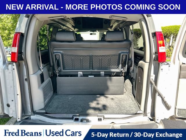 Used 2018 Chevrolet Express 2500 w/ Enhanced Convenience Package RWD image 33
