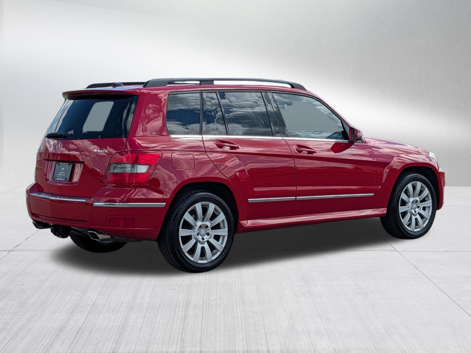 Used 2010 Mercedes-Benz GLK 350 4MATIC image 5
