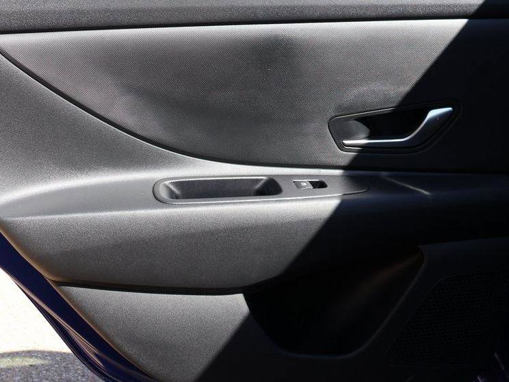 New 2026 Hyundai Elantra Blue image 18