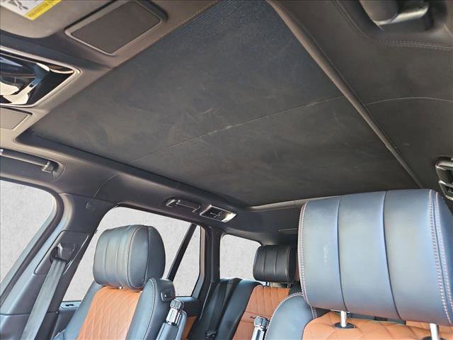 Used 2017 Land Rover Range Rover SV Autobiography Dynamic image 23