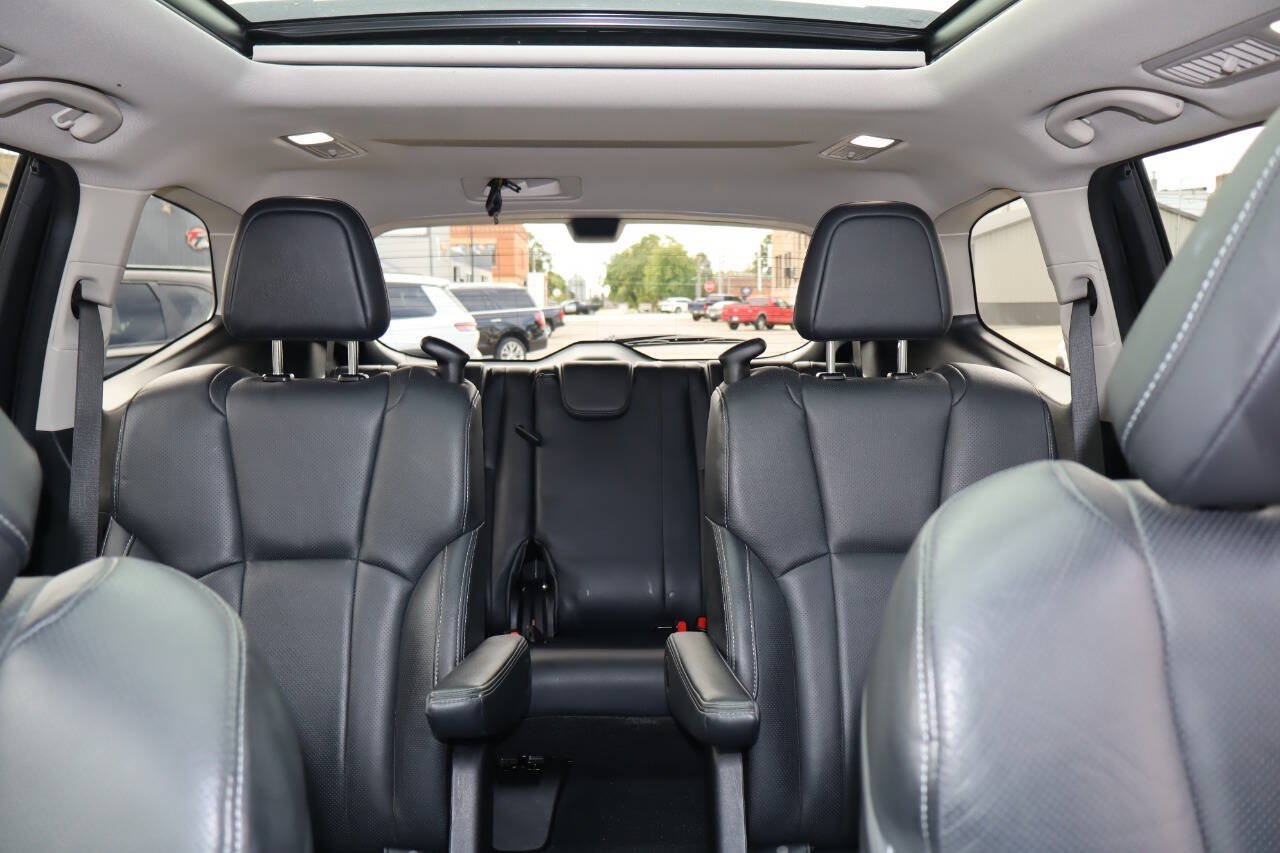 Used 2021 Subaru Ascent Touring AWD/4WD image 8