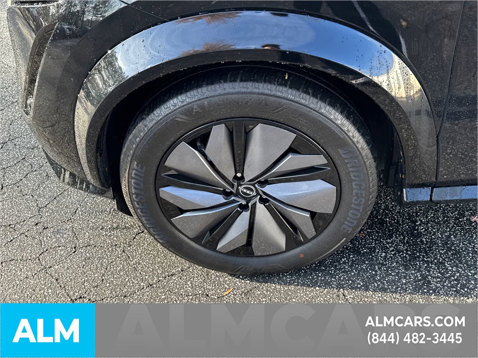 Used 2023 Nissan Ariya AWD image 12