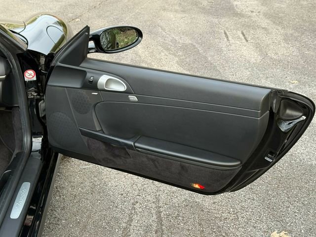 Used 2005 Porsche Boxster image 38