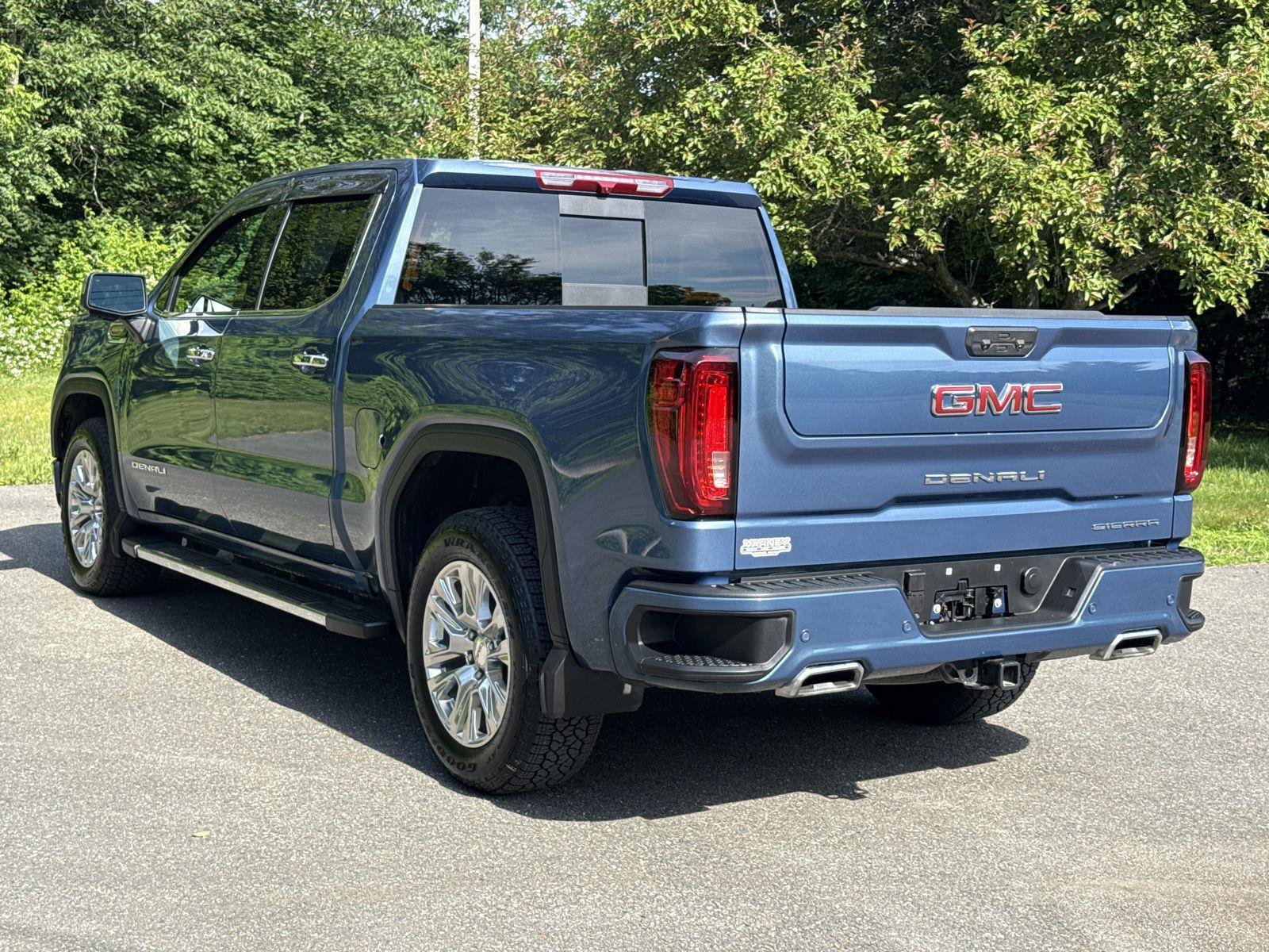 Used 2025 GMC Sierra 1500 Denali AWD/4WD image 10