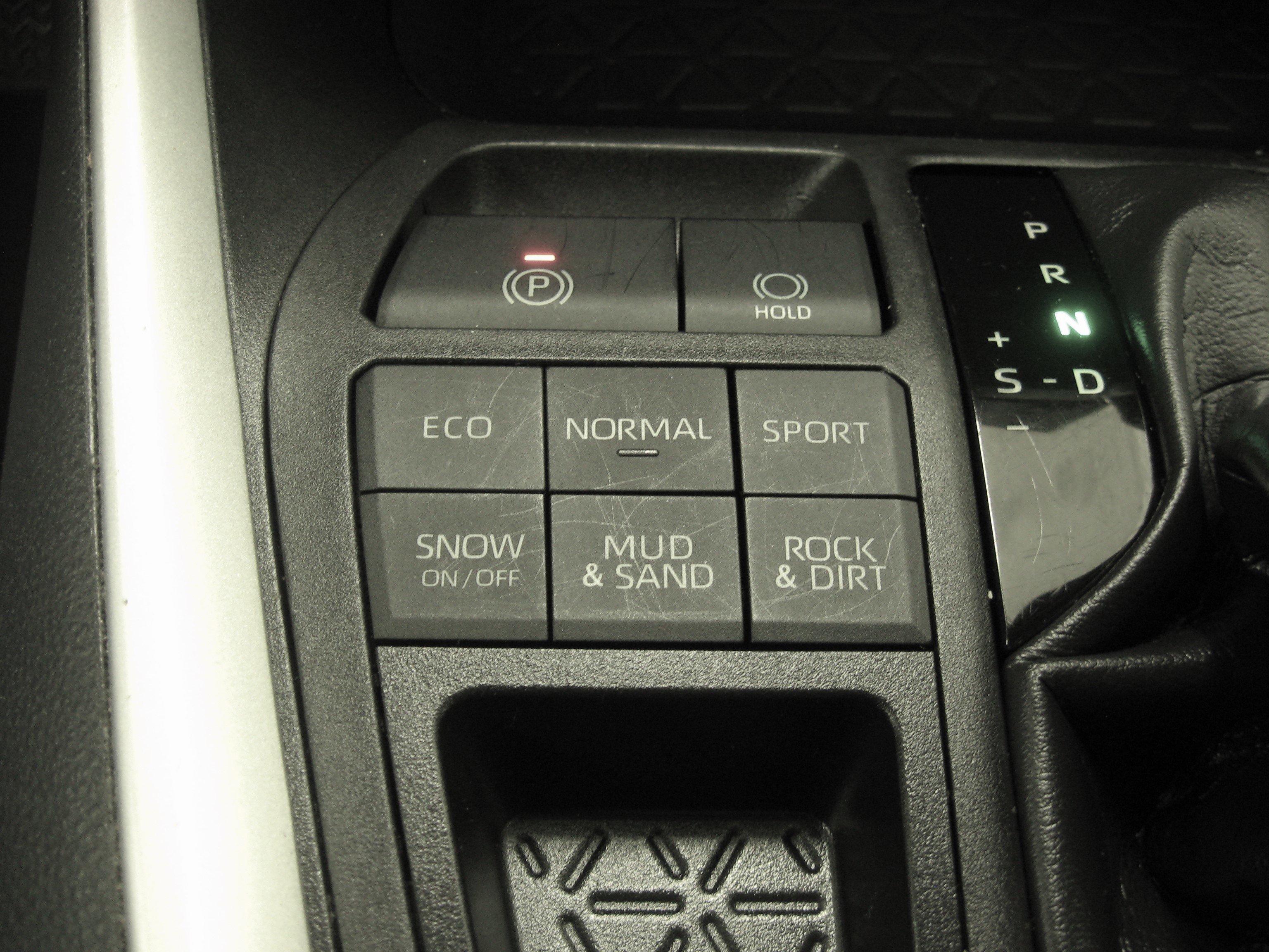 Certified 2021 Toyota RAV4 XLE Premium image 17