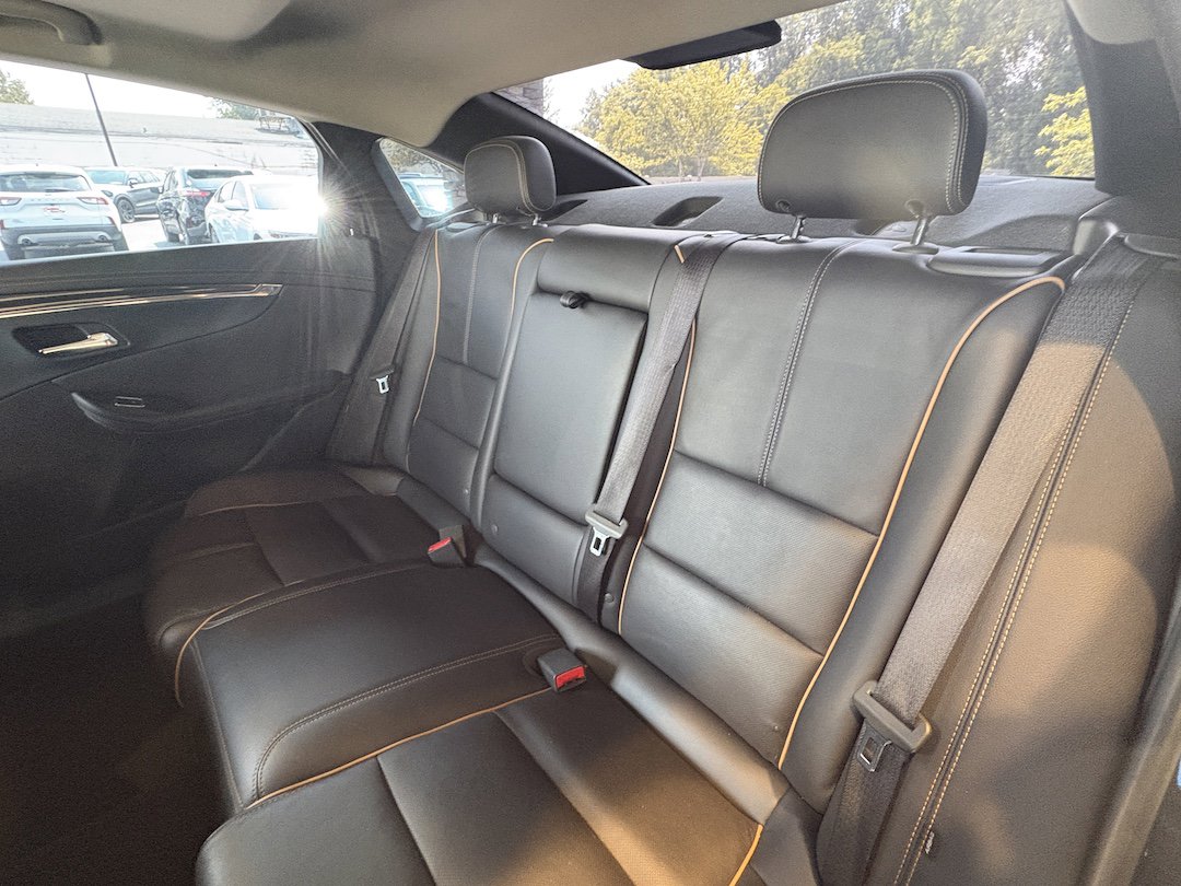 Used 2017 Chevrolet Impala Premier w/ Enhanced Convenience Package FWD image 26