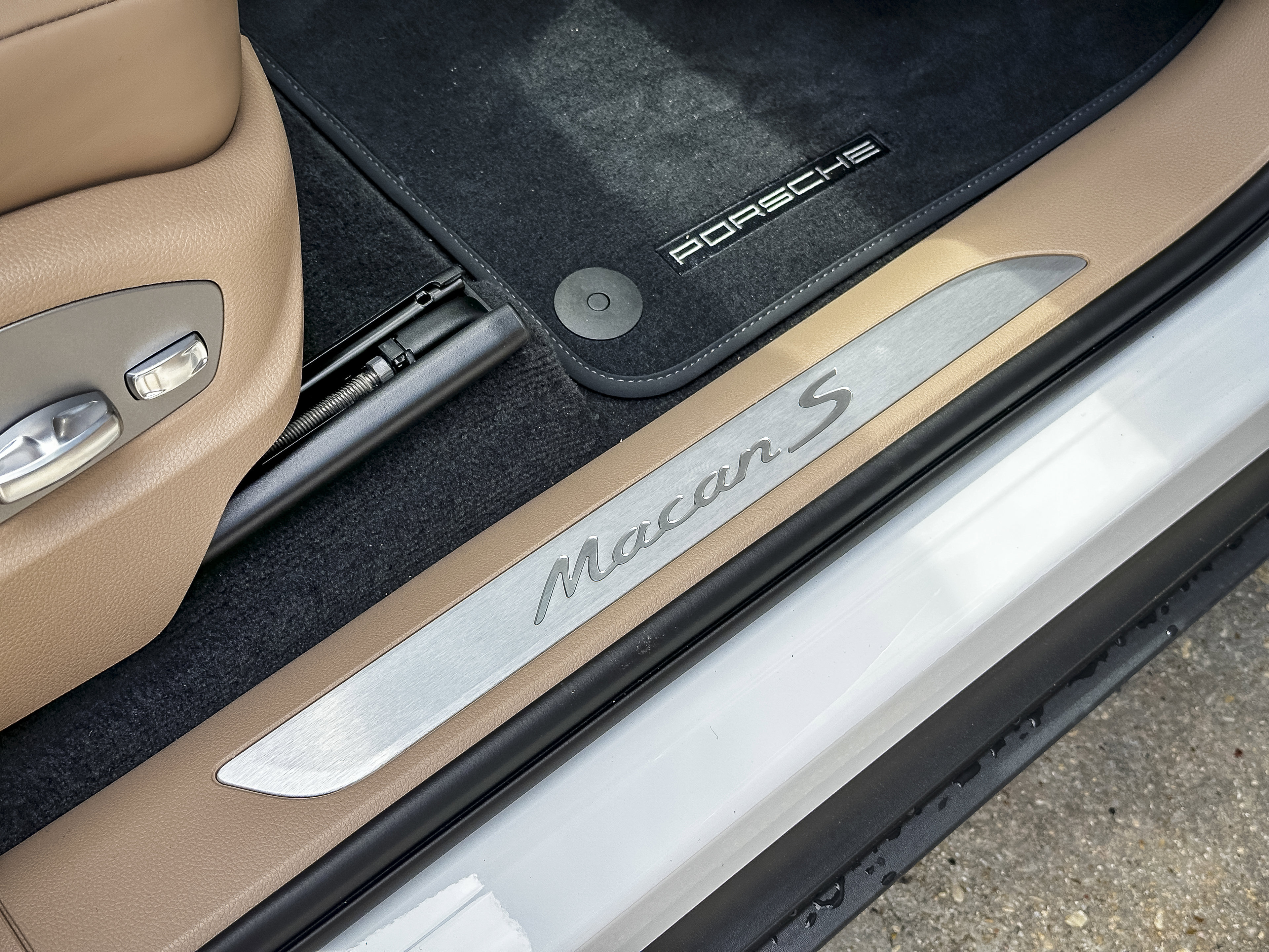 New 2026 Porsche Macan S AWD/4WD image 17