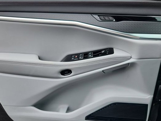 New 2025 Jeep Wagoneer S Limited AWD/4WD image 18