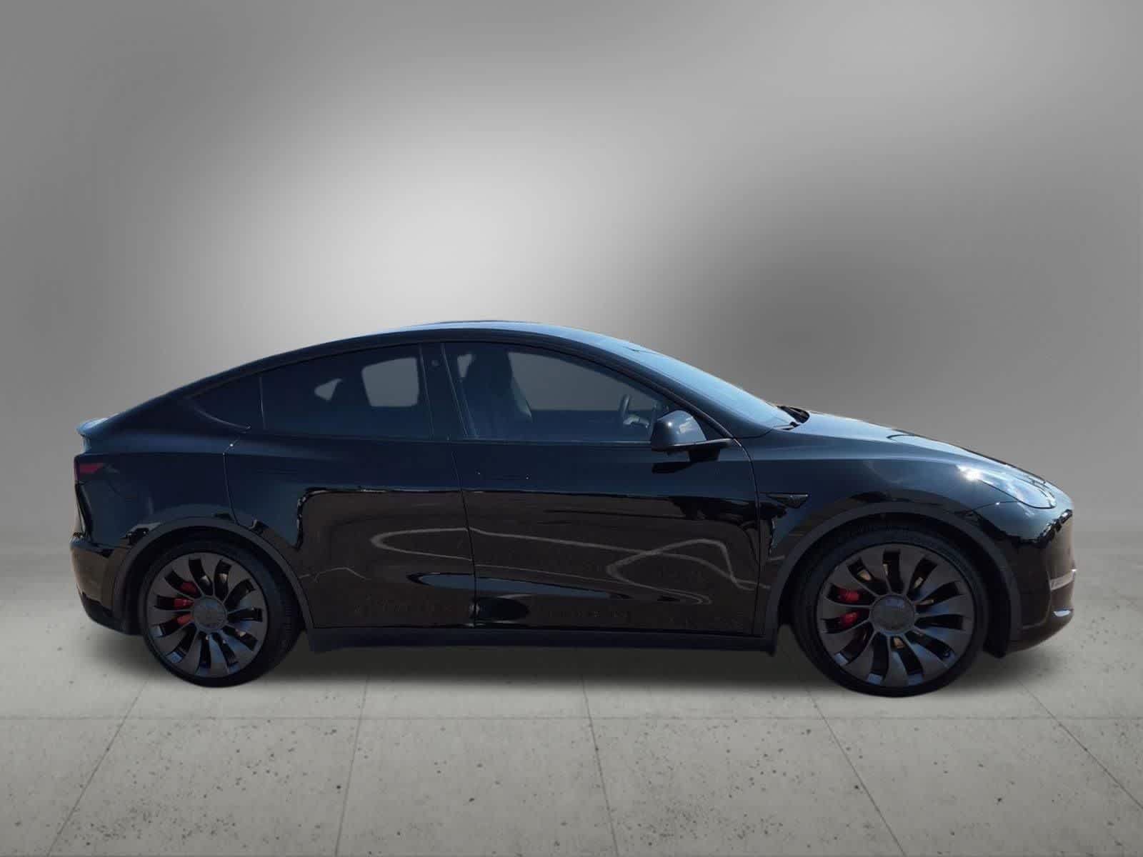 Used 2023 Tesla Model Y Performance AWD/4WD image 7