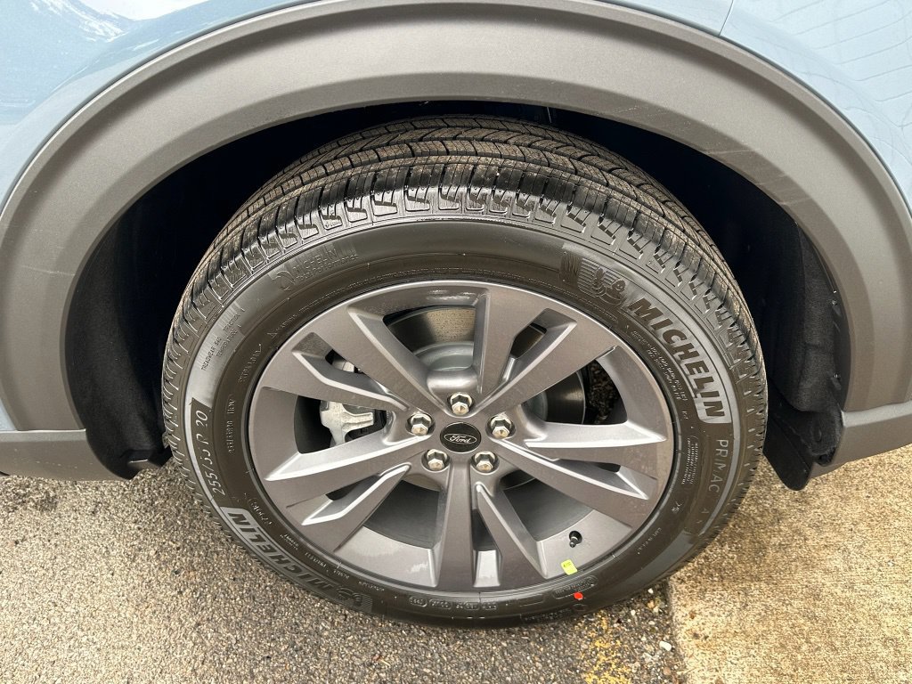 New 2027 Ford Explorer Active w/ Active Comfort Package AWD/4WD image 6