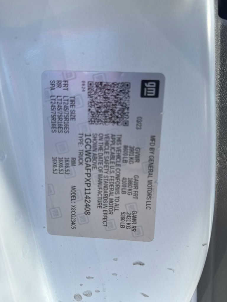 Used 2023 Chevrolet Express 2500 w/ Driver Convenience Package RWD image 31